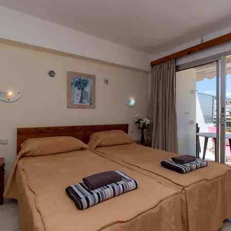 Apartman Santa Maria 30 - One Bed With Pool And Sea View