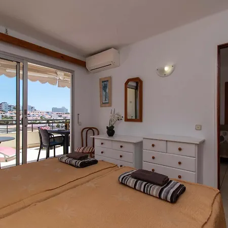 Santa Maria 30 - One Bed With Pool And Sea View Apartment